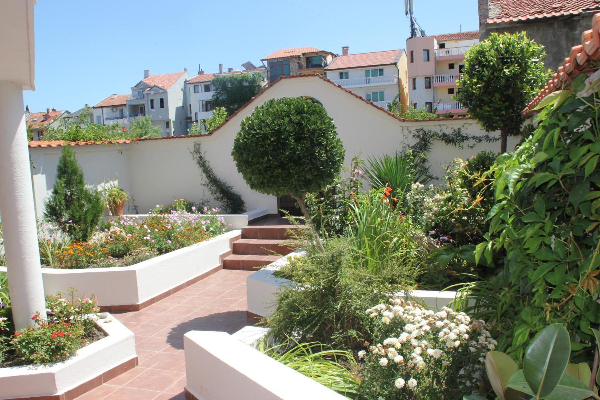 Yankov'S House Hotel Szozopol Kültér fotó