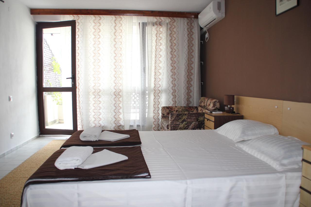 Yankov'S House Hotel Szozopol Kültér fotó