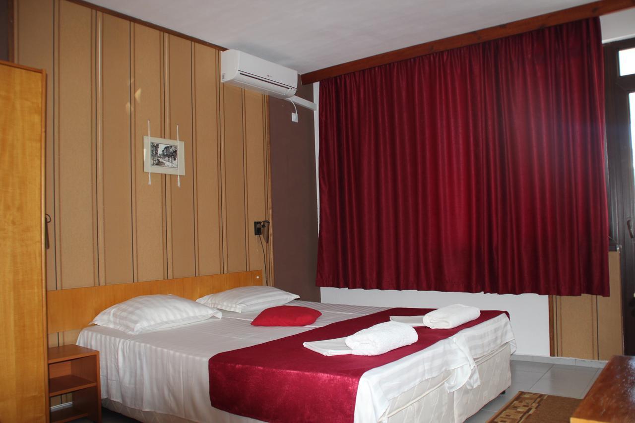 Yankov'S House Hotel Szozopol Kültér fotó